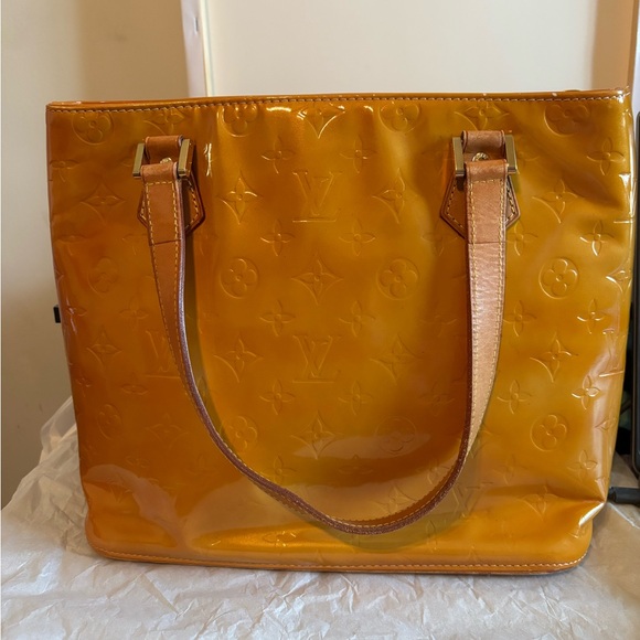 Louis Vuitton Handbags - Authentic Louis Vuitton Monogram Vernis Houston Tote Bag - Yellow/Mango
